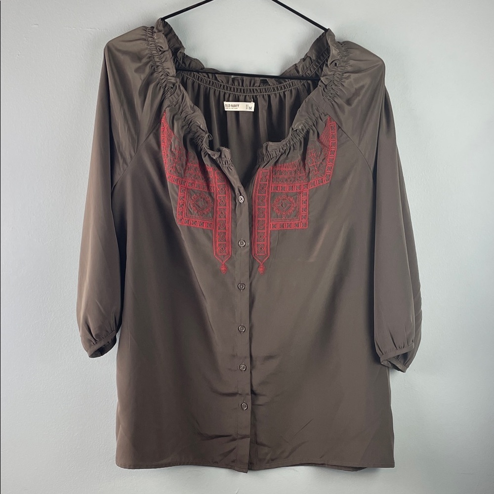 Old Navy Blouse with Red Embroidery Size M